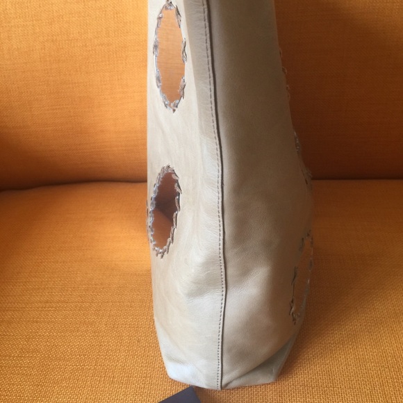 VINTAGE PRADA VERY RARE MIRROR BEIGE TOTE BAG - Picture 4 of 12